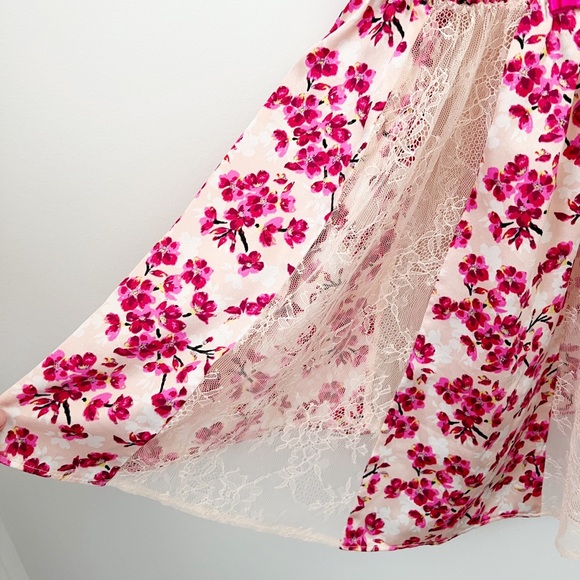 Victoria’s Secret | Floral Baby Doll - Picture 5 of 6